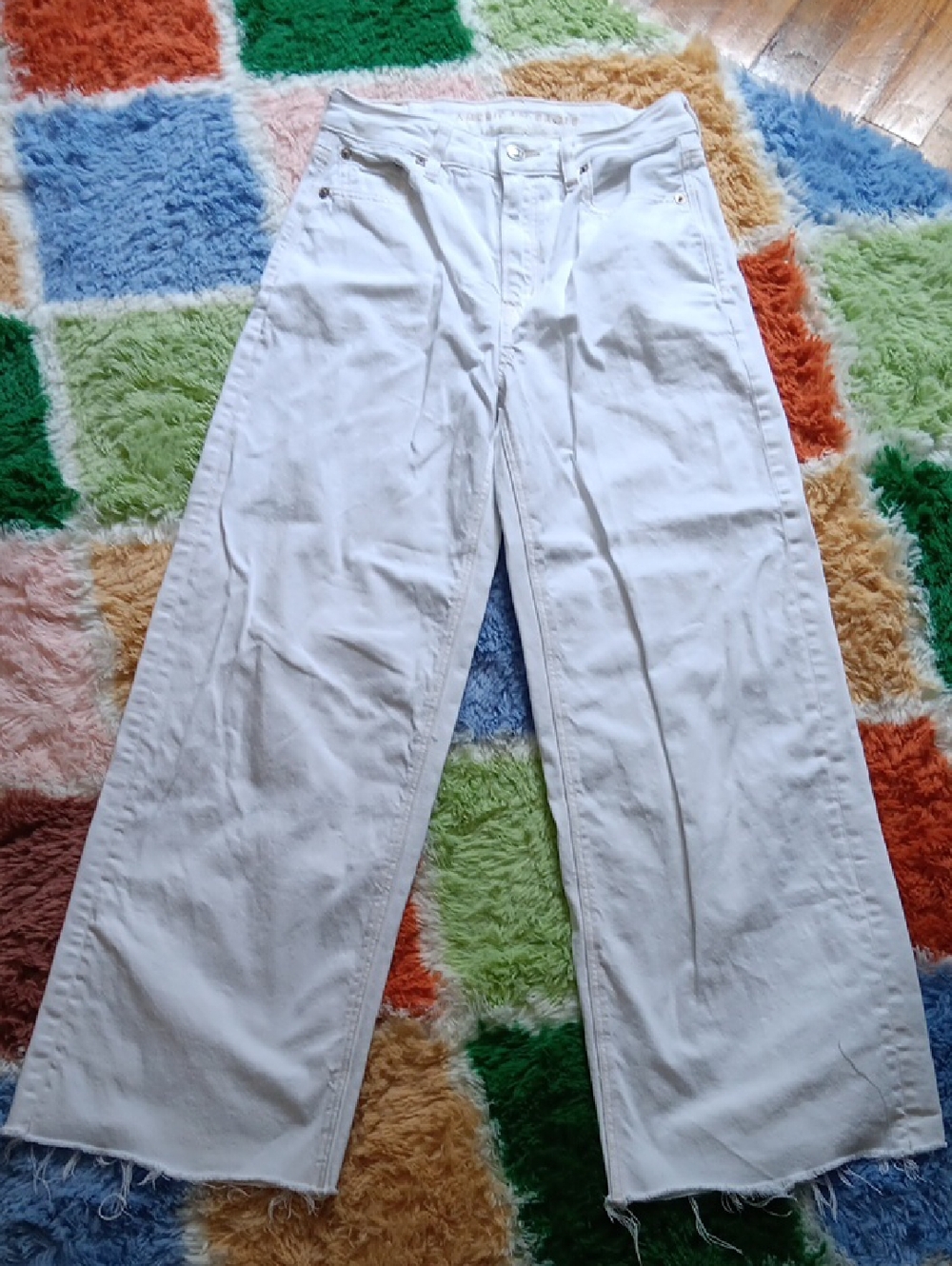 American Eagle Super High-Rise Baggy Wide Leg Jeans